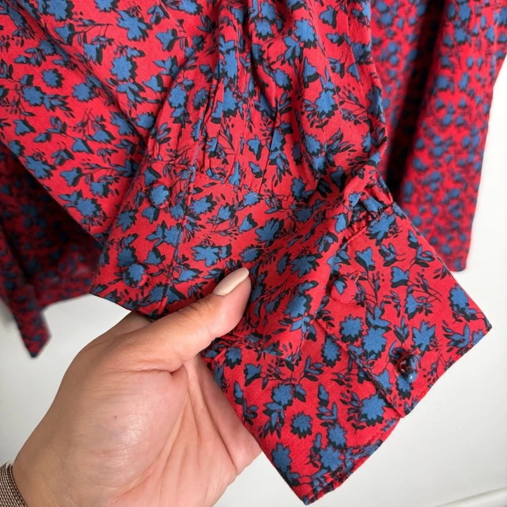J. Jill Red Blue Patterned Rayon Button‎ Down Shirt Long Sleeve Large Casual